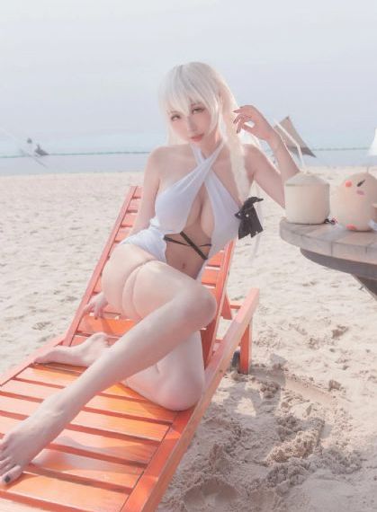红唇档案