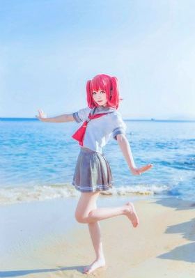 河北一女孩坠楼
